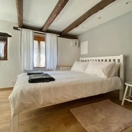 Hotel - Mon Petit Gite Located In One Of The Most Beautiful Villages In France *